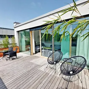 Rose Valley, Modern & Apartament Lublana